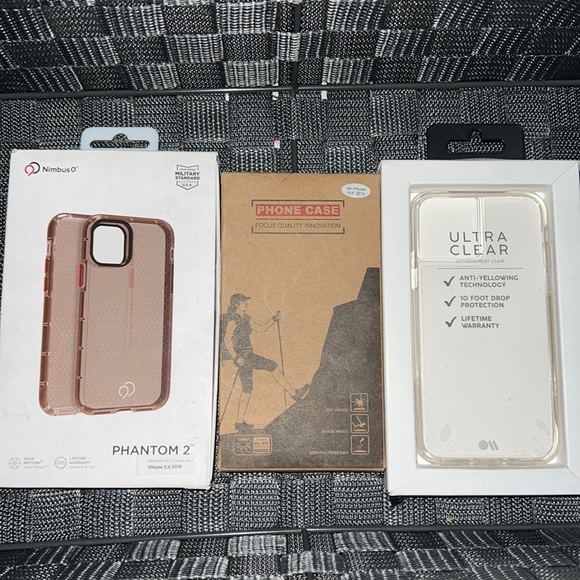 3 iPhone 11 Pro cases - Picture 1 of 7